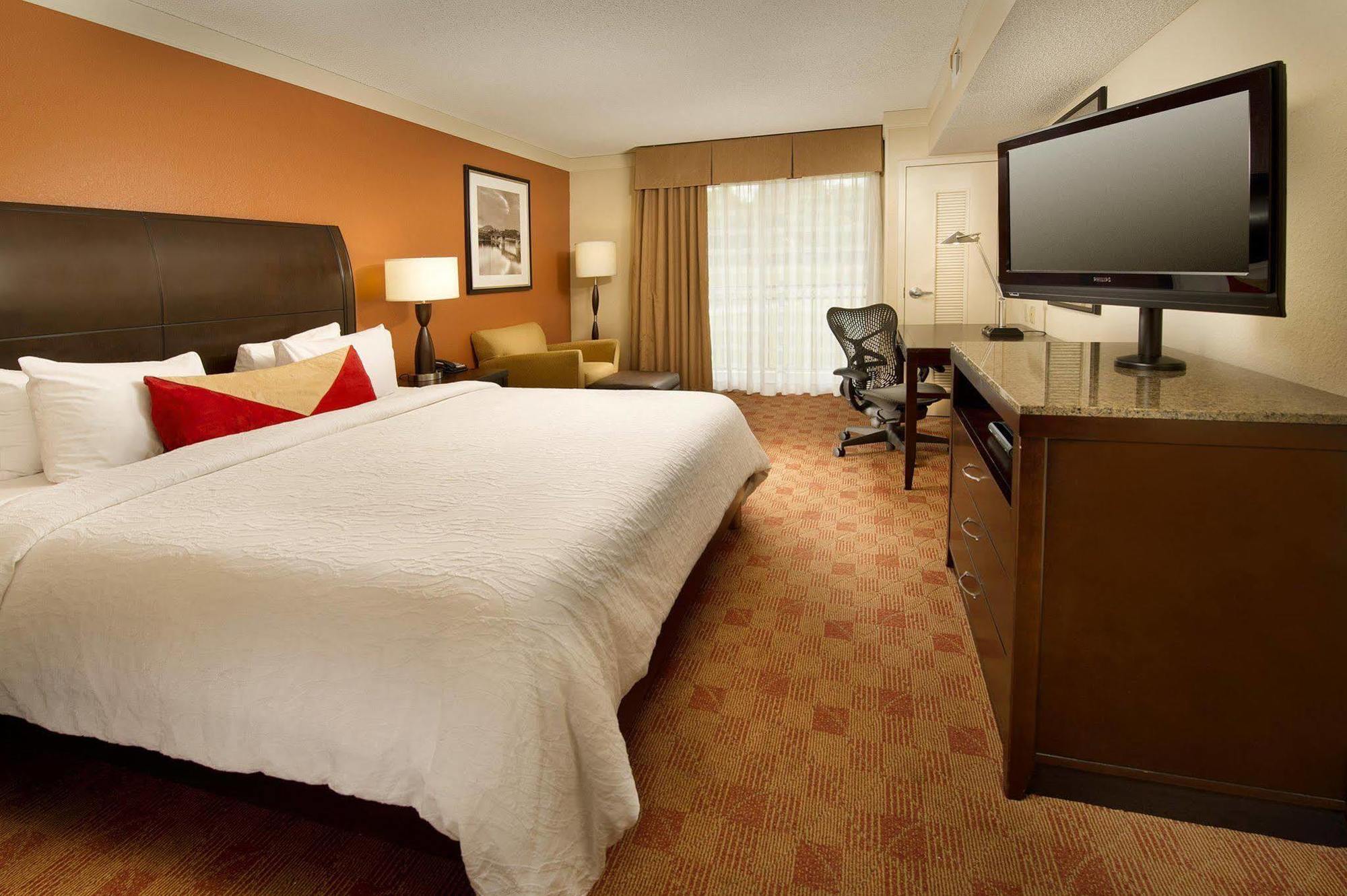 Hilton Garden Inn Chattanooga Downtown Phòng bức ảnh